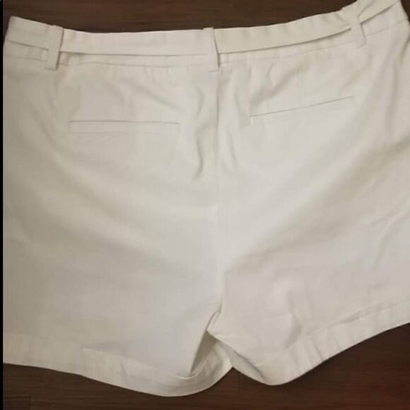 “ A new day” women’s shorts size 12 - Picture 6 of 7